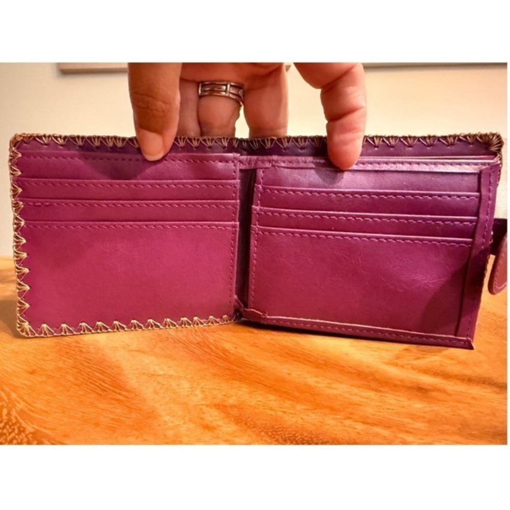 Lavishy Embroidered Fox Vegan Leather Bifold Wallet Purple NWOT - Picture 5 of 9